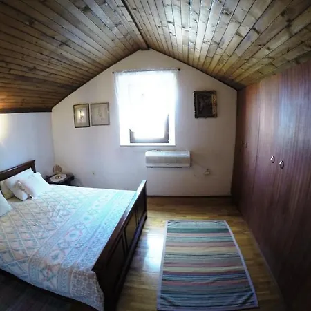 House With A Parking Space Lozisca, Brac - 15444 * Ložišće