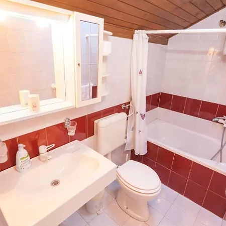 House With A Parking Space Lozisca, Brac - 15444 * Ložišće